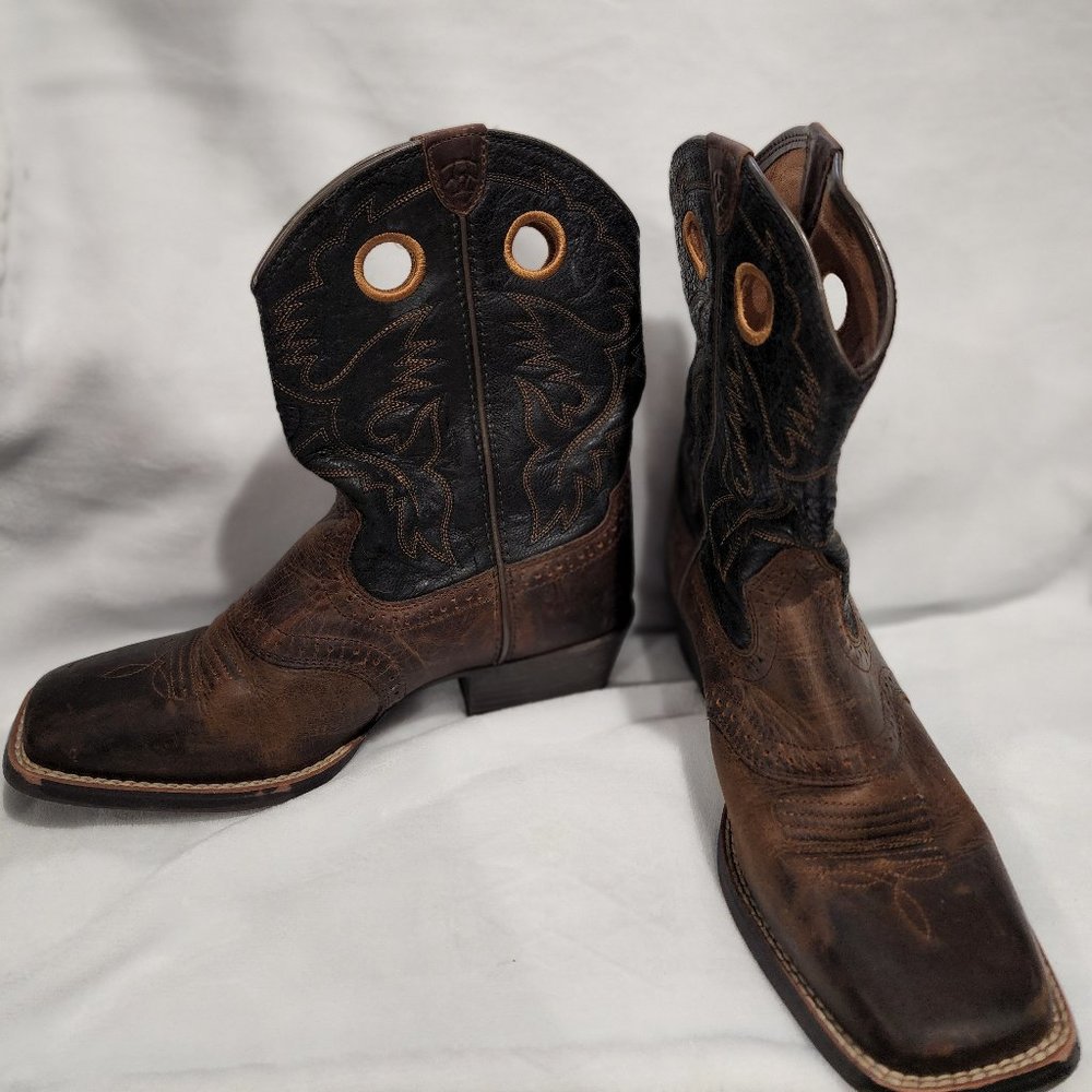 Ariat Children’s Distressed Brown Roughstock Cowboy Boot 10016239 Sz 4